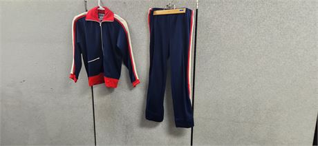 Vintage Love 7 Jogging Suit. Size Small