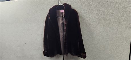 Vintage Brown Fur Coat. Not Sure Of Size