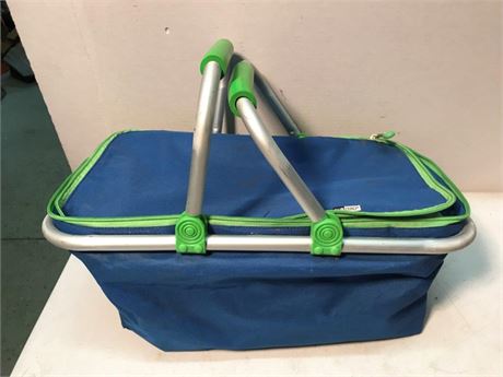 Sub Zero Insulated Picnic Basket