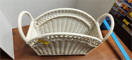 Wicker Magazine Holder