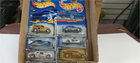 Six vintage collectable Hot Wheels