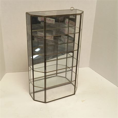 Small Glass Mirror Back Display Case. Glass Is Cracked on Side Of Case