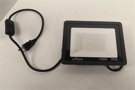 100 Watt Black Light. Tested & Works