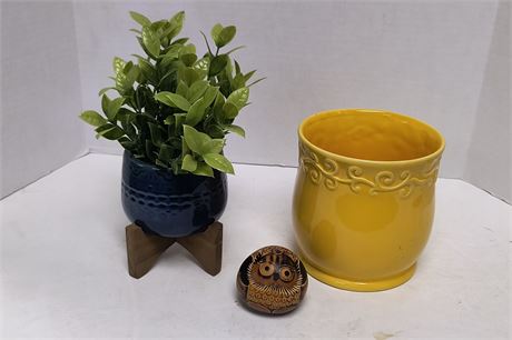 Various Home Decor Items