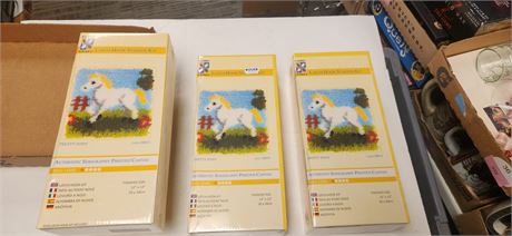 Pretty Pony Latch Hook Starter Kits