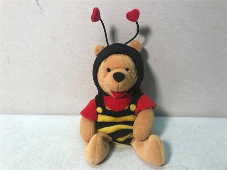 Disney Store Winnie the Pooh Heart Bee Valentines Day