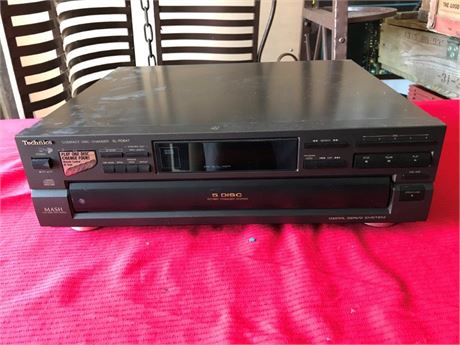 Technics Compact Disc Changer SL-PD847