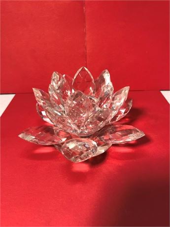 Shannon Crystal Glassware Floral Candleholder