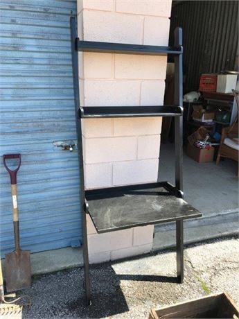 Leaning Ladder Shelf