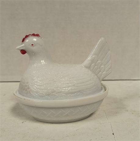Hazel Atlas Hen On Nest - Milk Glass