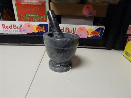 Marble Mortar and Pestle Set