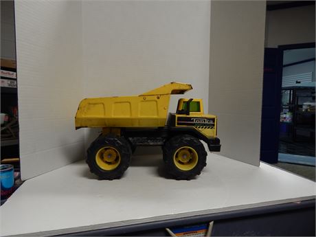 Vintage Metal Tonka Truck