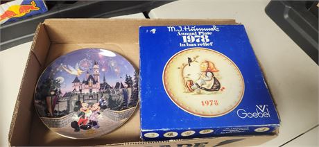 Vintage Collector Plates