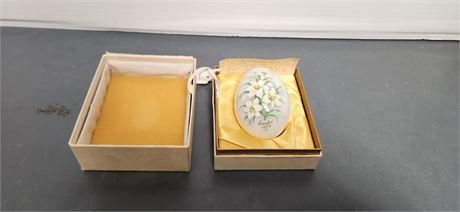 Noritake Bone China 1972 Easter Egg