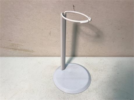 Doll/Figure Stand
