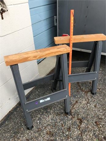 Hirsh Sawhorses