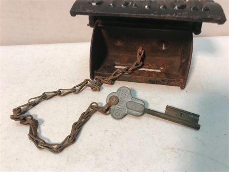 Cast Iron Chicago Watchclock Station with Chain & Key