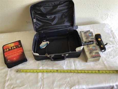 bantam travel case, VHS Tapes, Audio Bible with 20 CD Set