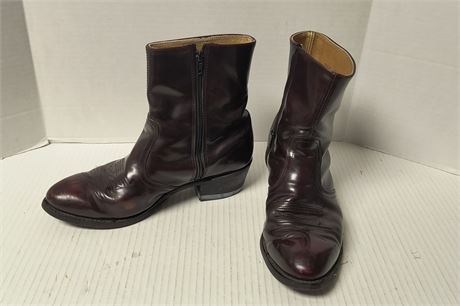 Vibram Leather Boots. Size 9 1/2