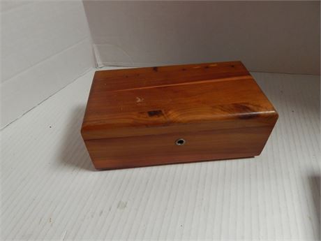 Earl J Heil wood box