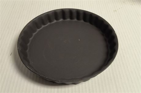 Cousances Cast Iron Pie Pan Baking Dish