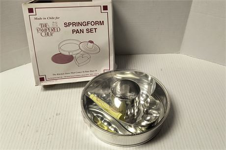 The Pampered Chef Springform Pan Set
