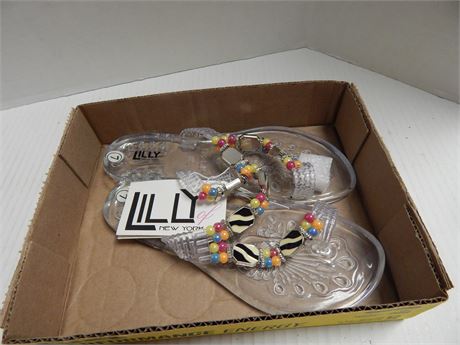 Lilly Of New York Flip Flops. Size 7