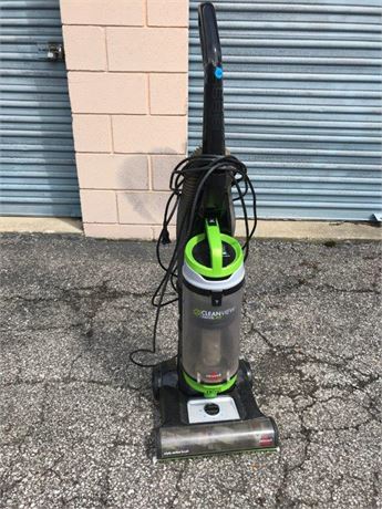 Bissell Cleanview Swivel Pet Vacuum Cleaner