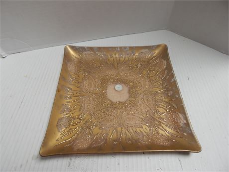 Dorothy C. Thorpe Glass Bowl