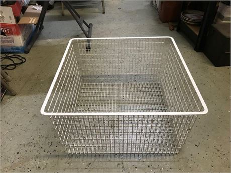 Metal Wire Crate