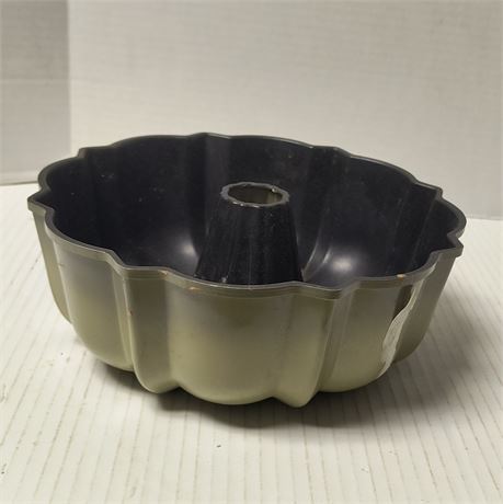 Nordic Ware Bundt Cake Pan