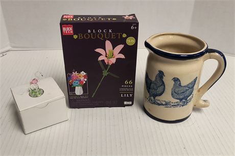 Block Bouquet Building Set & Misc. Collectibles