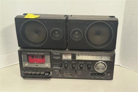 Toshiba 2 Way 4 Speaker HiFi Sound System RT-8700S