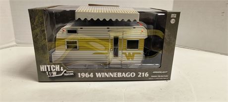 Hitch & Tow Trailers 1964 Winnebago 216 Die Cast Trailer
