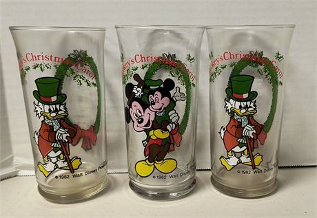 Vintage 1982 Mickey Mouse Christmas Carol Drinking Glasses