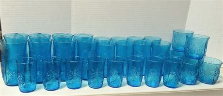 Anchor Hocking Spring Song Laser Blue Glasses. One Glass Is Damaged