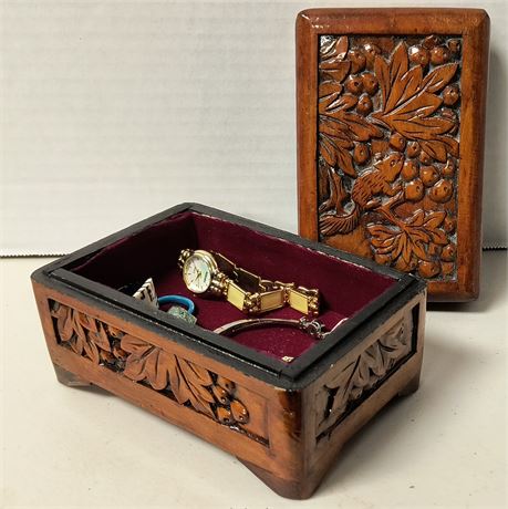 Small Jewelry Box & Jewelry