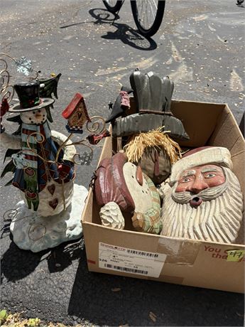 Wood Hanging Snowman, Santa, Scarecrow, Snowman