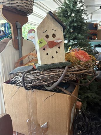 Misc Decor Lot