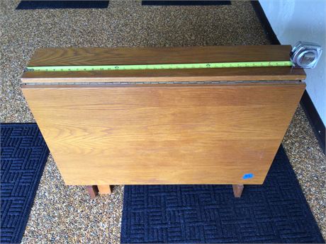Beautiful Wood Expandable Table