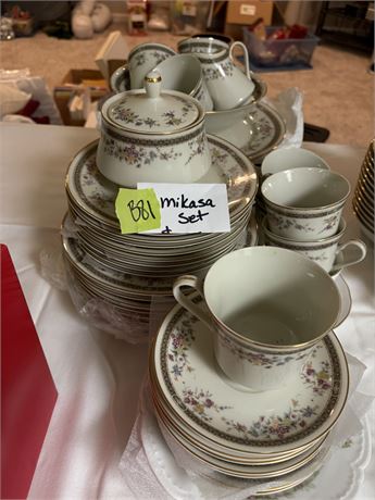 Mikasa China Set