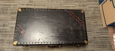 Eagle Lock Co. Vintage Suitcase
