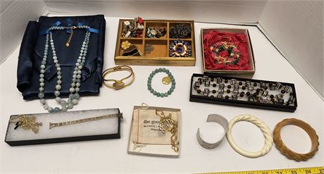 Lot Of Jewelry