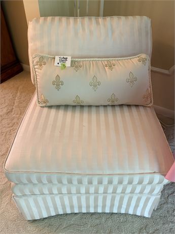 Vintage Chaise Chair