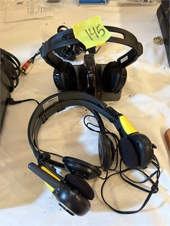 Earphone Lot