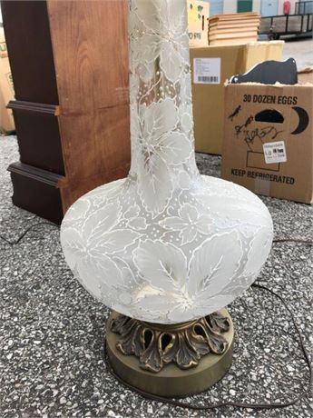 Beautiful Frosted Glass Floral Lamp