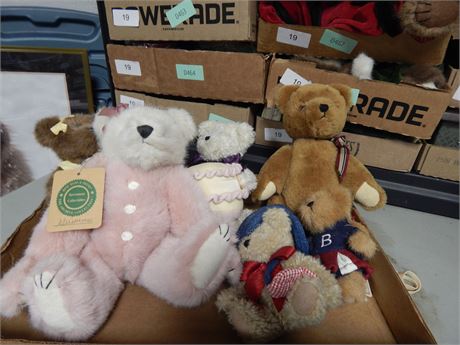 Lot of Boyd Bears