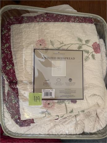 Queen Quilt Bedspread