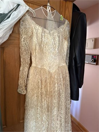 Vintage Wedding Dress