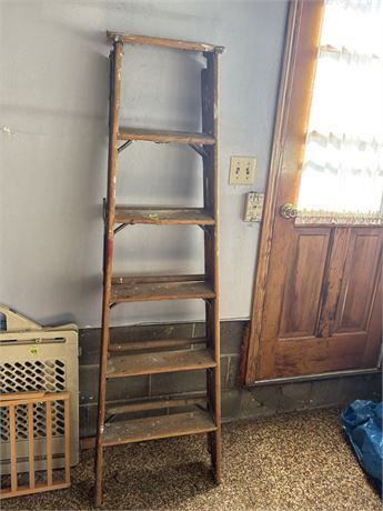 Wood Ladder